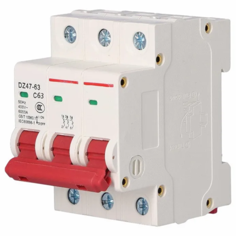 Interrupteur d’arrêt triphasé AC 63A pour éolienne, sécurité et protection électrique